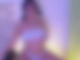 KLOE's Live Sex Cam Show