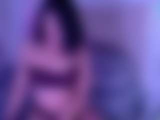 KLOE's Live Sex Cam Show