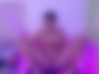 KLOE's Live Sex Cam Show