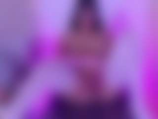 KLOE's Live Sex Cam Show