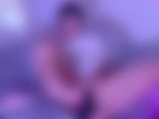 KLOE's Live Sex Cam Show