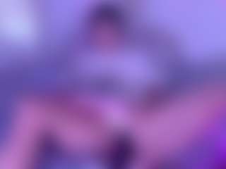 KLOE's Live Sex Cam Show