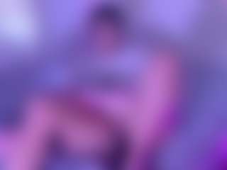 KLOE's Live Sex Cam Show