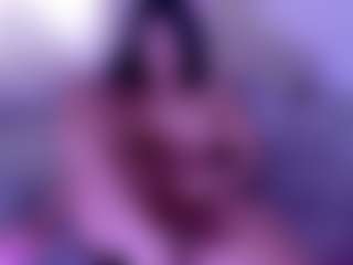 KLOE's Live Sex Cam Show