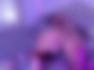 KLOE's Live Sex Cam Show