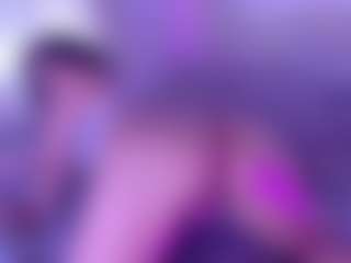 KLOE's Live Sex Cam Show