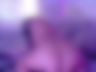 KLOE's Live Sex Cam Show