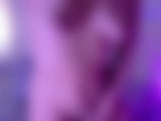 KLOE's Live Sex Cam Show