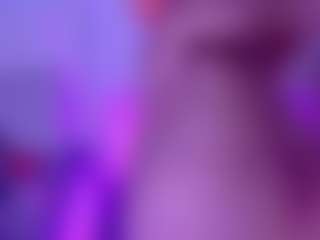 KLOE's Live Sex Cam Show