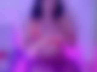 KLOE's Live Sex Cam Show