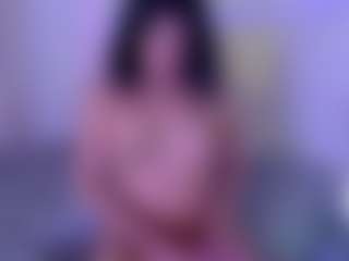 KLOE's Live Sex Cam Show