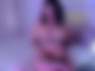 KLOE's Live Sex Cam Show