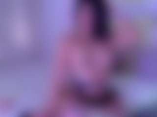 KLOE's Live Sex Cam Show