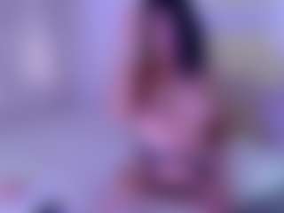 KLOE's Live Sex Cam Show