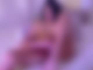 KLOE's Live Sex Cam Show