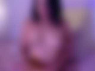 KLOE's Live Sex Cam Show