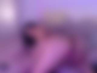 KLOE's Live Sex Cam Show
