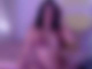 Live cam show with KLOE - Latina on Free Soda