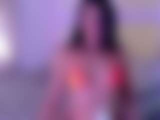 KLOE's Live Sex Cam Show