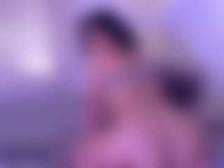 KLOE's Live Sex Cam Show