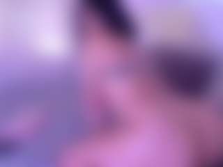 KLOE's Live Sex Cam Show