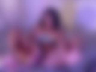 KLOE's Live Sex Cam Show