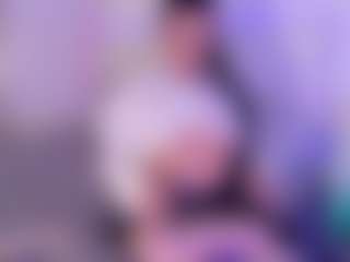 KLOE's Live Sex Cam Show