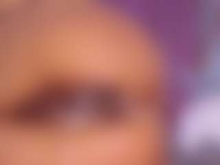 Live cam show with Tifany-bry - Mature on CamwithHer