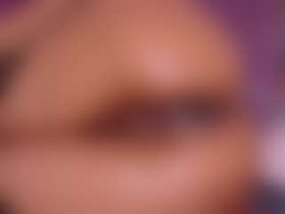 Live cam show with Tifany-bry - Mature on TeamSkeetLive