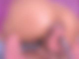 Live cam show with Tifany-bry - Mature on Mixed Magazine Live
