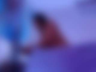 Tifany-bry MILF webcam performer live streaming