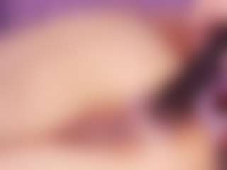 Tifany-bry MILF webcam performer live streaming