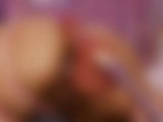 Live cam show with Tifany-bry - Flashing on Fit Hotties