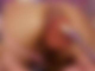 Live cam show with Tifany-bry - Mature Middle Aged on SmokeAndPoke