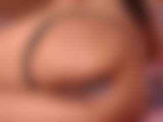Tifany-bry MILF webcam performer live streaming