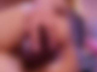 Live cam show with Tifany-bry - Middle Aged on liverealitysex.com