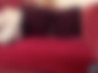 Live cam show with BRIGITTE - Squirt on StripNow