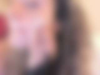 Live cam show with BRIGITTE - Tease on Milfs Live