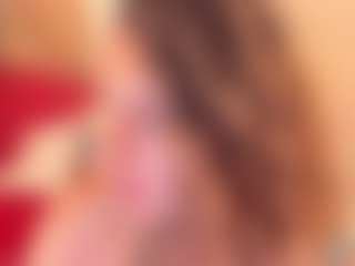 Live-camshow met BRIGITTE - Brown Hair op Camsoda