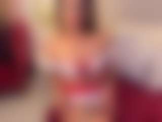 Live cam show with BRIGITTE - Fetish Brown Hair on luckytryst.com