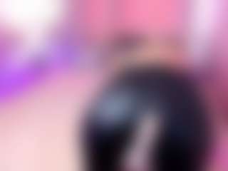 annasimonsj MILF webcam performer live streaming