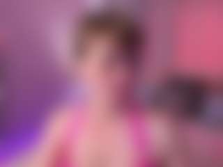 annasimonsj MILF webcam performer live streaming