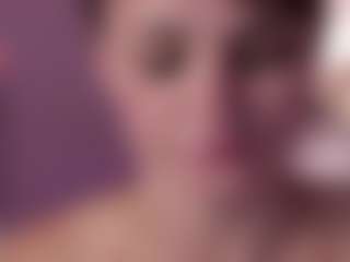 Live cam show with annasimonsj - Middle Aged on studioflirtlive.com