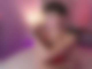 annasimonsj MILF webcam performer live streaming