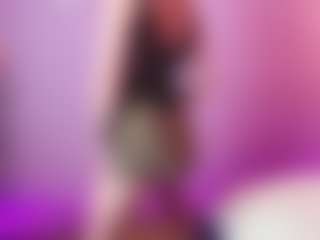 Live cam show with annasimonsj - Athletic Middle Aged on sexylivex.com