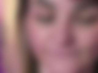 annasimonsj MILF webcam performer live streaming