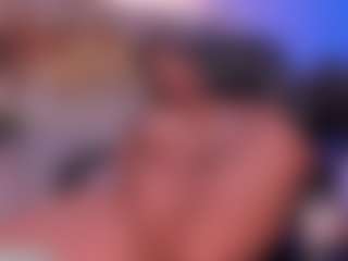 Live cam show with NickyLawson - Bedroom on Camiplay Live
