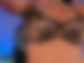 Live cam show with NickyLawson - Petite on 1on1-livenow