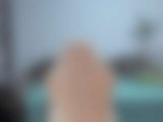 Live cam show with Winika - Bedroom Red Hair on livesuperchat.net
