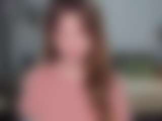 Live cam show with Winika - Tease Red Hair on xDating